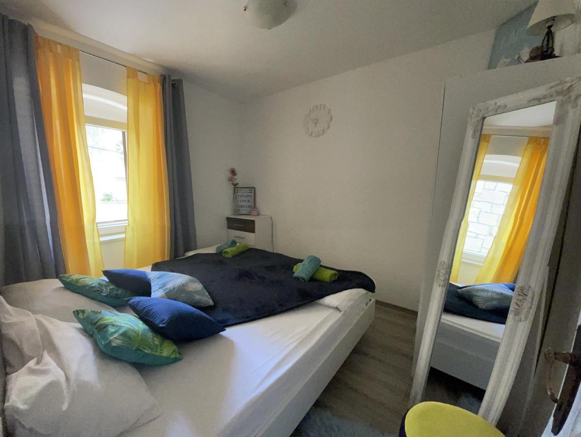 טרוגיר Apartment Chloe מראה חיצוני תמונה