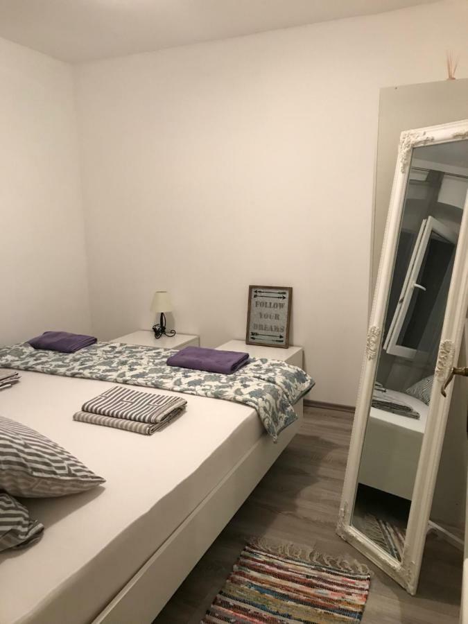 טרוגיר Apartment Chloe מראה חיצוני תמונה